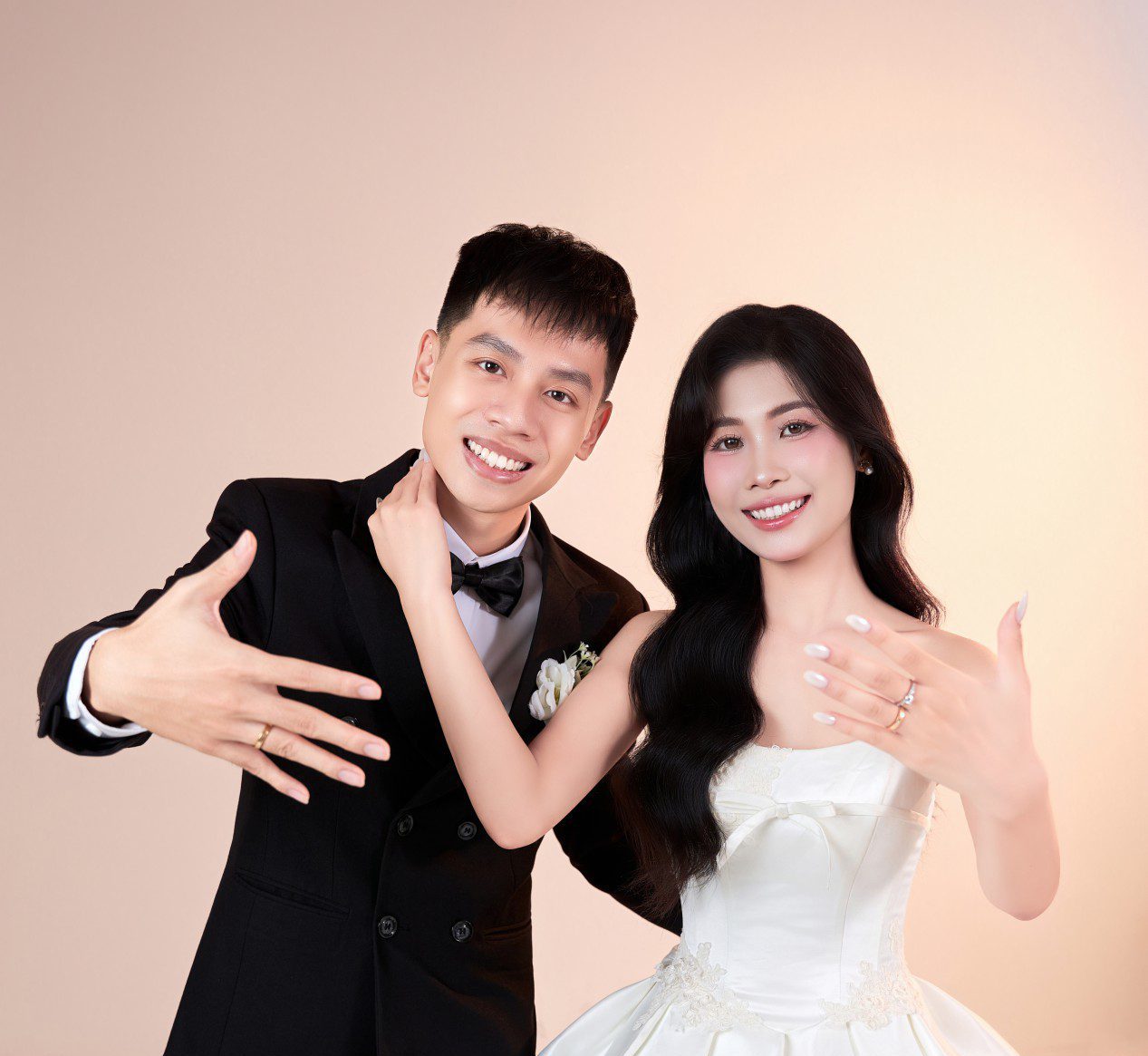 Thành Trung ❤️ Thuý Hằng