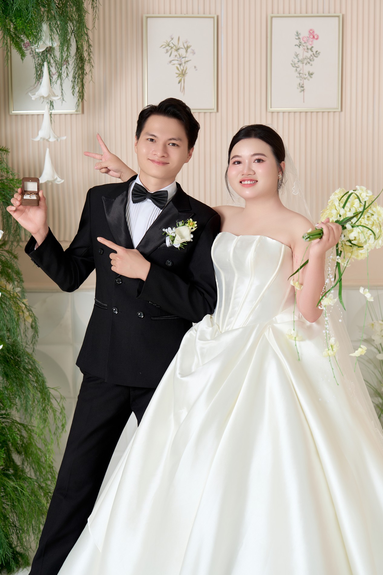 Văn Vũ ❤️ Vũ Thuý